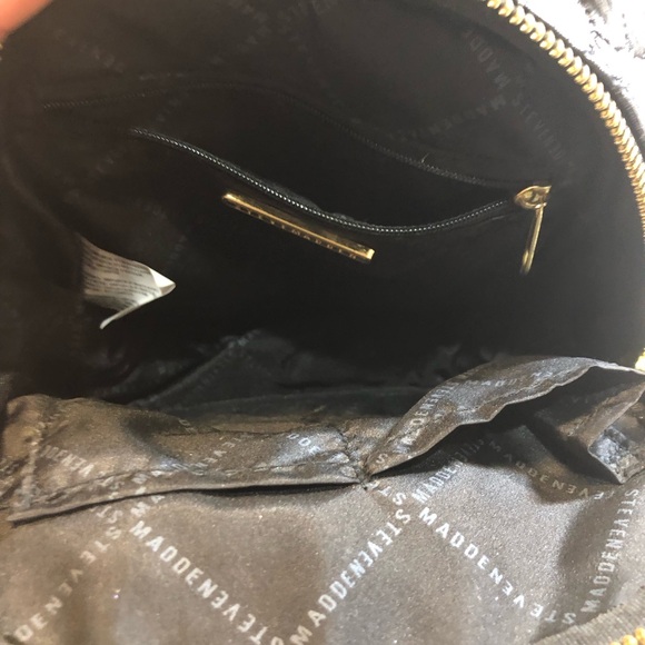 Steve Madden Backpack Purse Bag Black Gold Logo BBlogo Print seatbelt straps - Picture 10 of 15